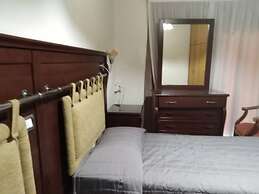 Huge ! Lovely! Private! Villa in The Heart Of Coral Bay! Car Not Essen