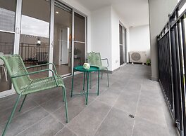 Prospect Apartments - Luxury Accommodation Near City