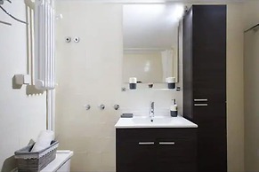 A.b.l One Metro Katehaki Athens