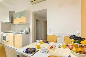 Room-cosy and Modern Family Apartment fo