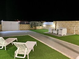 Villa Noire 'just 900mt From The Crystalline Waters Of Salento