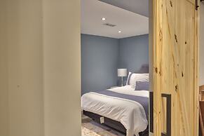 Fully Furnished Private Guest Suite