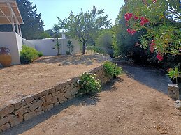 Small Country House Biokikko