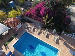Coral Cypria Villa !!