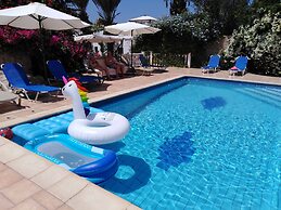 Coral Cypria Villa !!