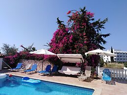 Coral Cypria Villa !!