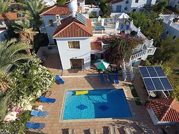 Coral Cypria Villa !!