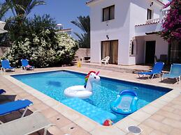 Coral Cypria Villa !!