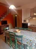 Detached Villa 20m From the sea for Stays and spa Treatments Near Taor