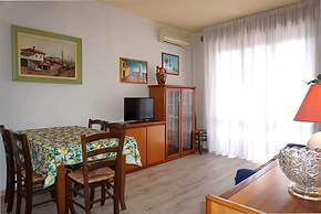 Fantastic Apartment Near the Beach in a Residence With Pool by Beahost