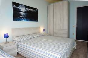 Fantastic Apartment Near the Beach in a Residence With Pool by Beahost