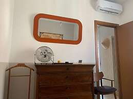 Arty Colourful Flat Close to Campus Bocconi - by Beahost Rentals