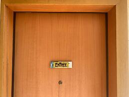 Arty Colourful Flat Close to Campus Bocconi - by Beahost Rentals