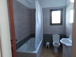 Lovely six Bedroom Villa in Coral Bay