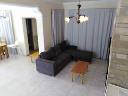 Lovely six Bedroom Villa in Coral Bay