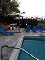 Lovely six Bedroom Villa in Coral Bay