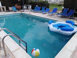 Lovely six Bedroom Villa in Coral Bay