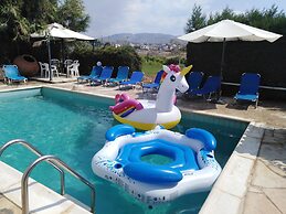 Lovely six Bedroom Villa in Coral Bay