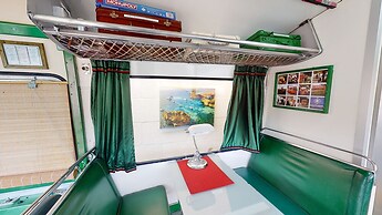 Gozo Bus Glamping - Stay on a 1974 Vintage Maltese bus in Xlendi