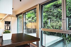 One & Only Lake View Penthouse No01