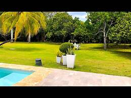 Srvittinivillas/ Vv-18/casa de Campo Resorts & Villas/ Modern Villa/ P