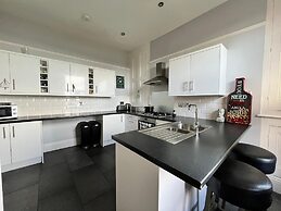 Casa Bella Scarborough