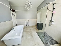 Casa Bella Scarborough