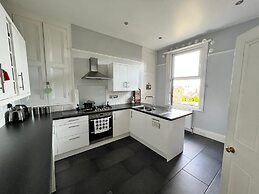 Casa Bella Scarborough