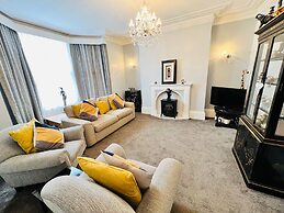 Casa Bella Scarborough