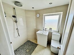 Casa Bella Scarborough