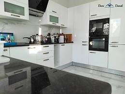 Rim of Paradise Villa