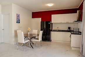Best Quality 2-bedroom Apartment 2 km From Eagle Beach