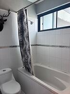 Beautiful, Comfortable House With Pool Jacuzzi With Warm Water