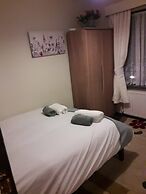 Room in Apartment - 1 Bedroom In A Homely Home With A Lovely Farm