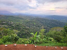 Jaco-carara 3 Bdrm Surrounded by Rainforest With Private Pool