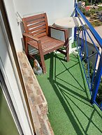 Room in Studio - Athens Airport House For 4 People - Airport Transfer 