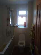 1-bed Apartment in Bridport Great Location