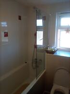 1-bed Apartment in Bridport Great Location