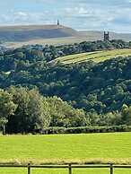 Inviting 4 Berth Caravan in Hebden Bridge