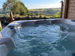 Inviting 4 Berth Caravan in Hebden Bridge