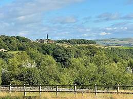 Inviting 4 Berth Caravan in Hebden Bridge