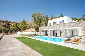 Terra Pietra Luxury Villas & Suites