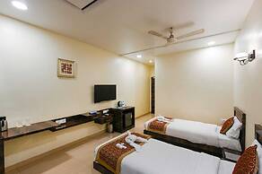 HOTEL THE SUDESH