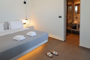 North Wind Luxury Suites