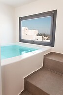 North Wind Luxury Suites