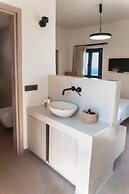 North Wind Luxury Suites