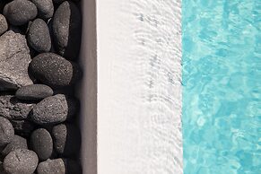 North Wind Luxury Suites