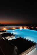 North Wind Luxury Suites