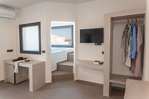 North Wind Luxury Suites