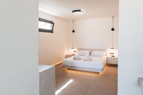 North Wind Luxury Suites